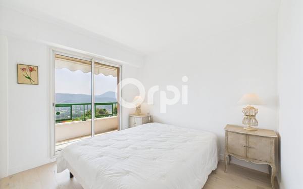 Appartement à vendre    4 pièces • 102,20 m2 Mandelieu-la-Napoule