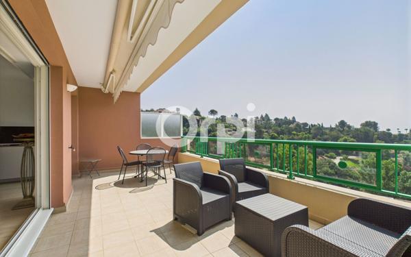 Appartement à vendre    4 pièces • 102,20 m2 Mandelieu-la-Napoule