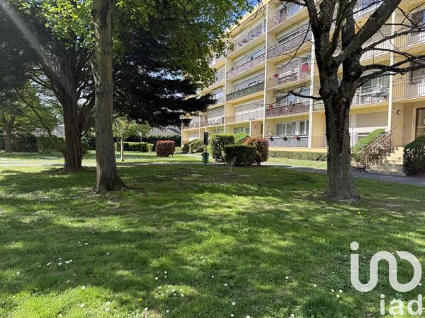Appartement 3 pièces de 62 m² à Saint-Michel-sur-Orge (91240)