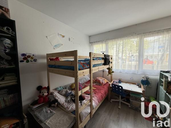 Appartement 3 pièces de 62 m² à Saint-Michel-sur-Orge (91240)