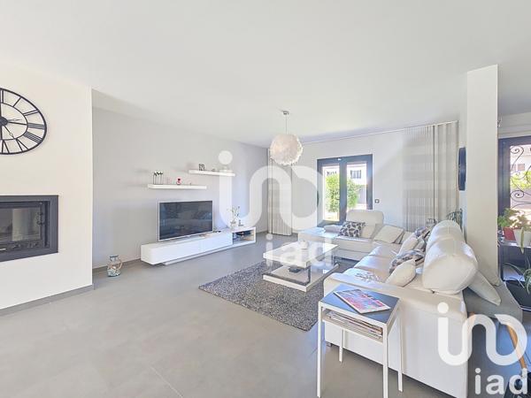 Maison à vendre 8 pièces 252 m² Gretz-Armainvilliers