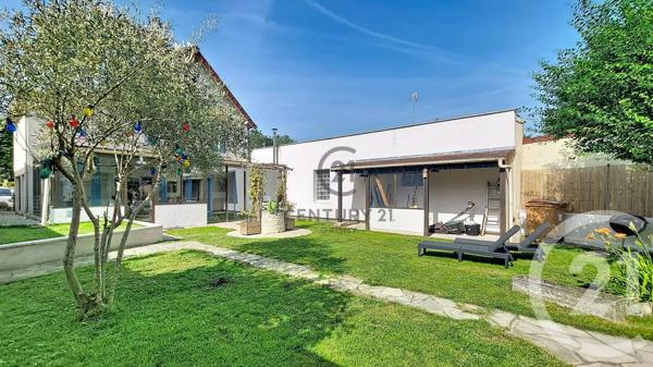 Maison à vendre  5 pièces - 135 m 2   GAGNY  - 93