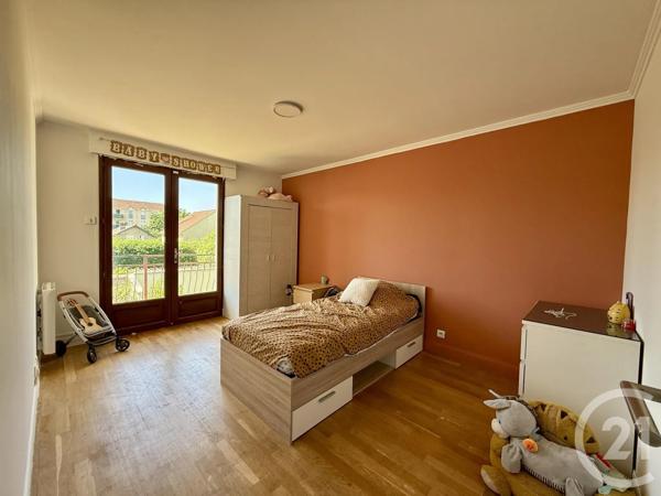 Maison à vendre  6 pièces - 152 m 2   LIVRY GARGAN  - 93