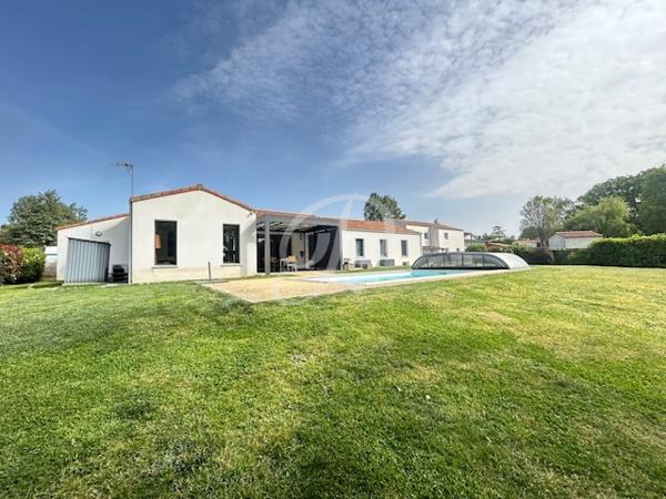 Maison Familiale d’exception à COEX Toutes les caractéristiques