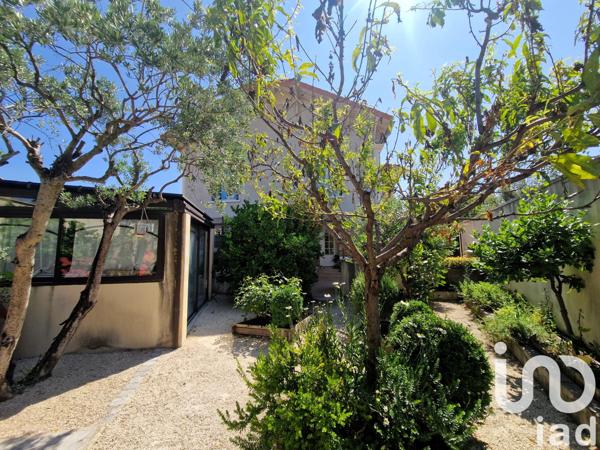 Maison à vendre 10 pièces 202 m² Châteaurenard