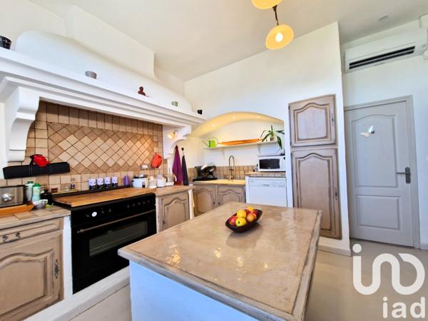 Maison à vendre 10 pièces 202 m² Châteaurenard