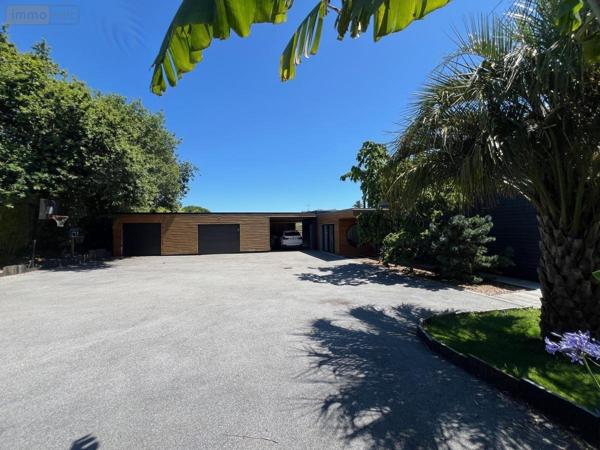 Maison à vendre à Pont-l'Abbé dans le Finistère (29120), ref : 29015-545