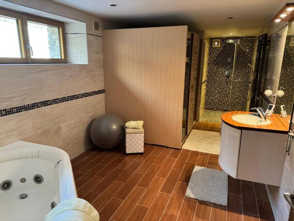 Pièces à vivre idéales !!   Prestations de qualité