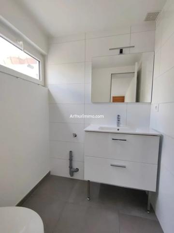 Location                                                      Maison
                        
                     3 pièces                      38 m2                     à Champigny-sur-Marne