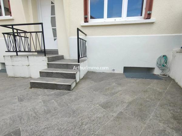 Location                                                      Maison
                        
                     3 pièces                      38 m2                     à Champigny-sur-Marne