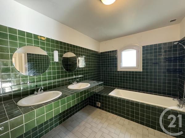 Maison à vendre  6 pièces - 207,85 m2 CERET - 66