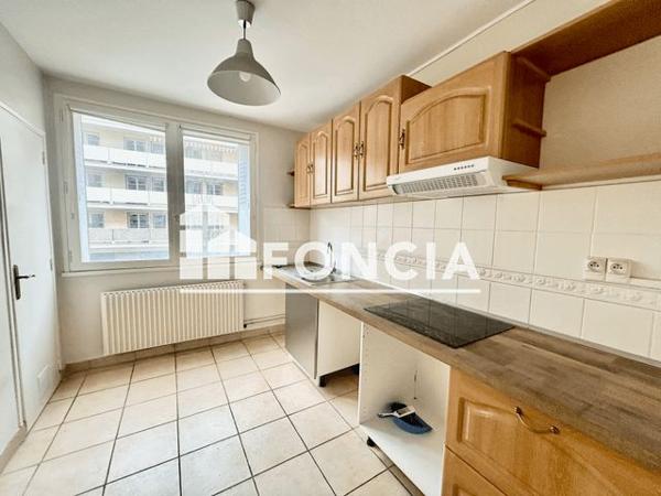 Location Appartement 3 pièces 59.99 m² - 42 RUE SAINT MAXIMIN Lyon 69003