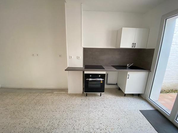 A LOUER MAISON PROCHE CENTRE VILLE ET GARE  DE ST QUENTIN 02100