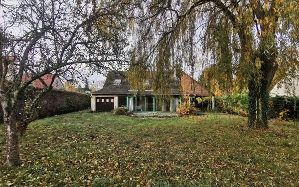 Maison à vendre    5 pièces • 152 m2 Varennes-Jarcy