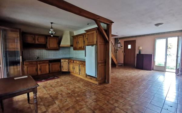 Maison à vendre    5 pièces • 152 m2 Varennes-Jarcy