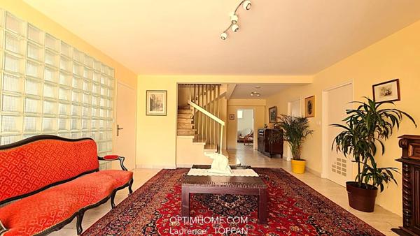 Maison d'architecte à SAINTE LIVRADE SUR LOT (47)