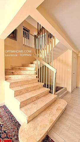 Maison d'architecte à SAINTE LIVRADE SUR LOT (47)