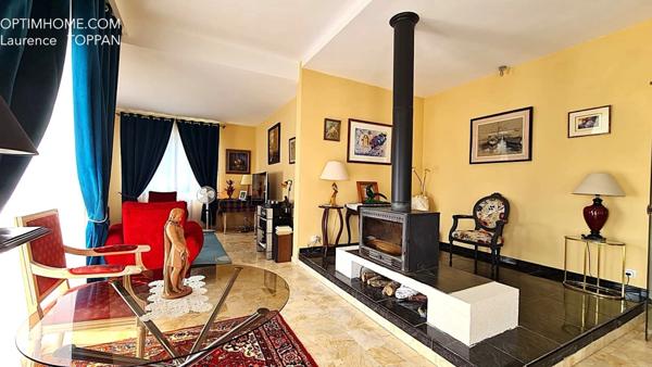 Maison d'architecte à SAINTE LIVRADE SUR LOT (47)