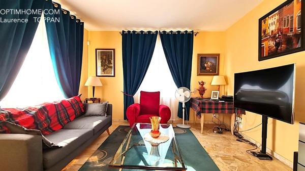 Maison d'architecte à SAINTE LIVRADE SUR LOT (47)