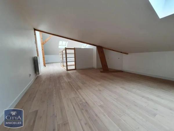 Appartement à louer 2 pièces 27.7m² Rambouillet (78120)