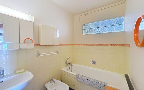 Appartement à vendre    2 pièces • 60,44 m2 Bayonne