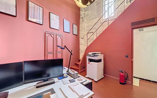 Maison à vendre    5 pièces •  Villeneuve-lès-Avignon