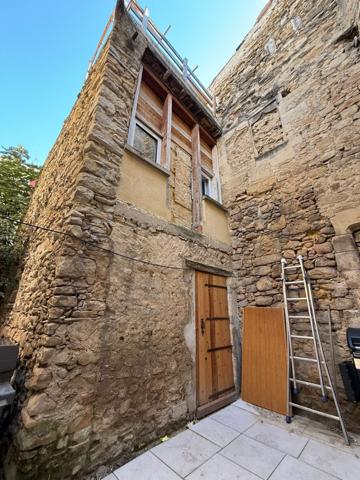 Maison de ville 80 m² + Dépendance avec cour et garage