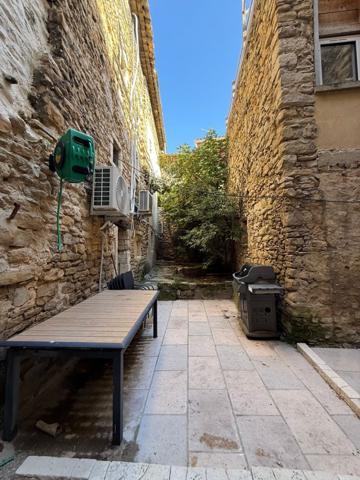 Maison de ville 80 m² + Dépendance avec cour et garage