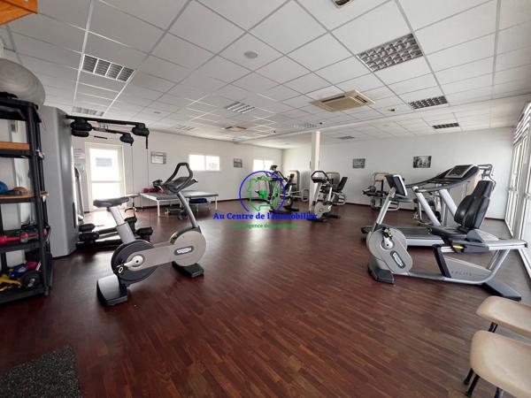 💰 Opportunité pro : local 255 m² à vendre – idéal investisseur ou praticien