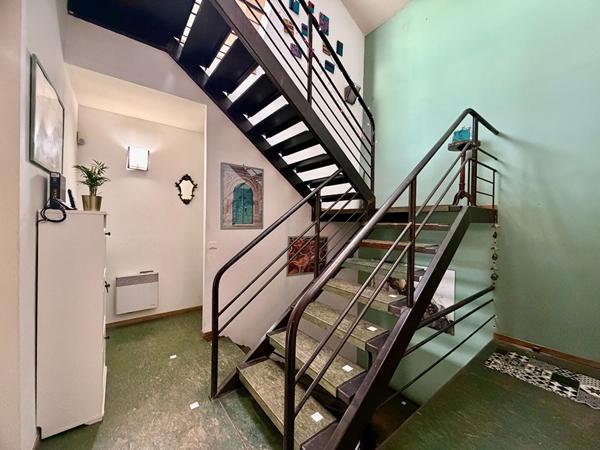 Saint-Just- Dernier étage-Appartement Marseille 5 pièces 166 m2 avec terrasse de 14m2