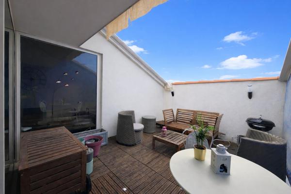Saint-Just- Dernier étage-Appartement Marseille 5 pièces 166 m2 avec terrasse de 14m2