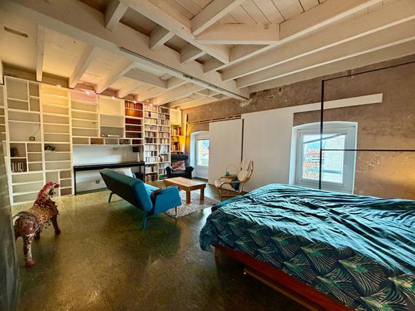 Saint-Just- Dernier étage-Appartement Marseille 5 pièces 166 m2 avec terrasse de 14m2