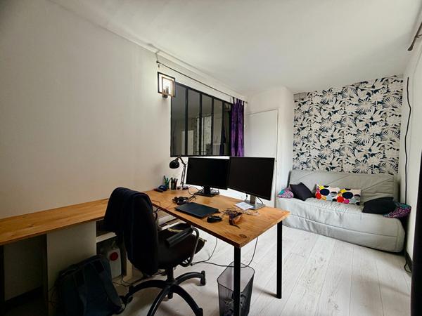 Saint-Just- Dernier étage-Appartement Marseille 5 pièces 166 m2 avec terrasse de 14m2