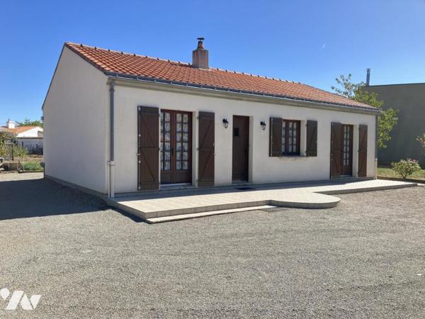 STE PAZANNE Maison de plain-pied en village