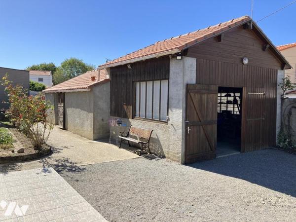 STE PAZANNE Maison de plain-pied en village