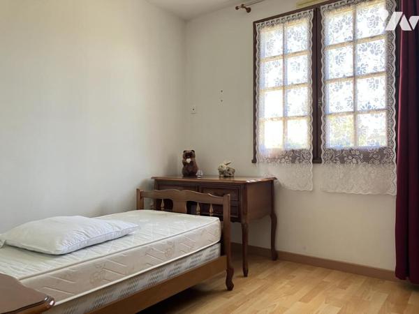 STE PAZANNE Maison de plain-pied en village