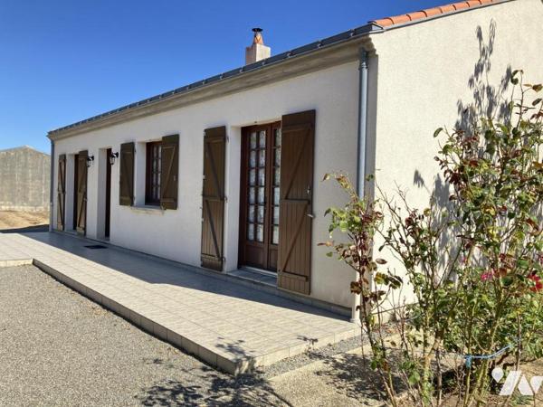 STE PAZANNE Maison de plain-pied en village