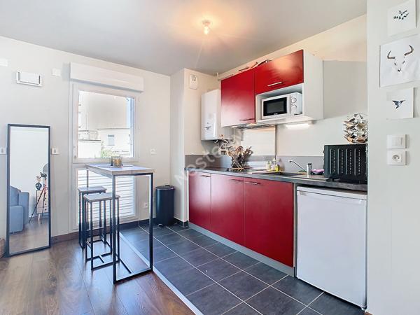 Studio dans résidence récente avec parking privatif
