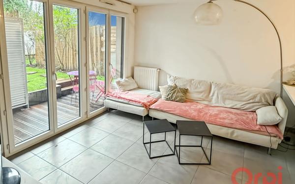 Appartement à vendre    1 pièce • 33 m2 Romainville