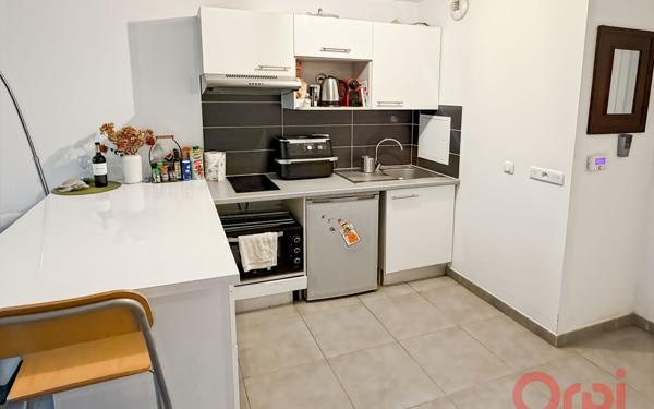Appartement à vendre    1 pièce • 33 m2 Romainville