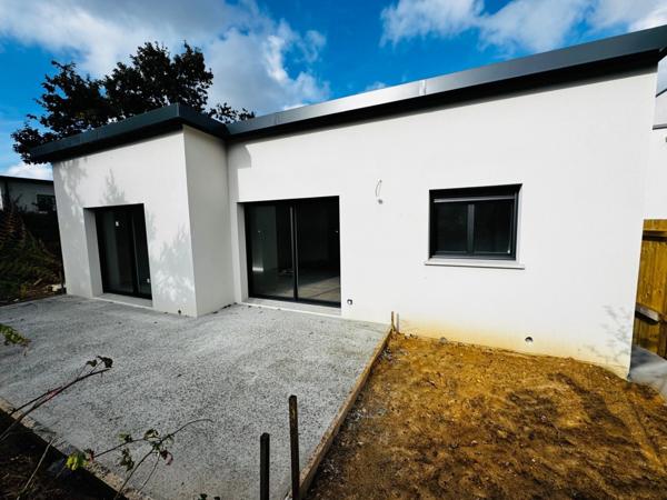 Maison de plain-pied de 102 m² LANNILIS (29)