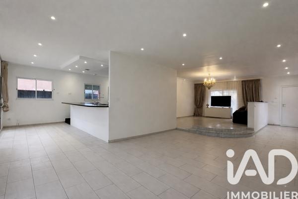 Maison à vendre 6 pièces 165 m² Naintré