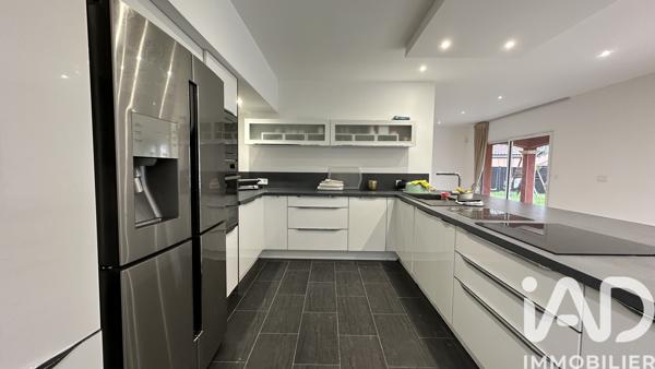 Maison à vendre 6 pièces 165 m² Naintré