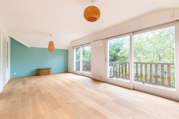 PESSAC – MAISON D’INSPIRATION LANDAISE – 10 PIÈCES – T2 INDÉPENDANT