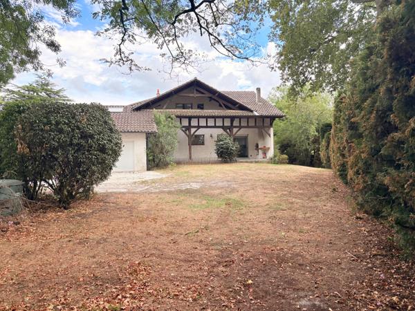PESSAC – MAISON D’INSPIRATION LANDAISE – 10 PIÈCES – T2 INDÉPENDANT