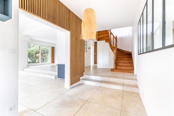 PESSAC – MAISON D’INSPIRATION LANDAISE – 10 PIÈCES – T2 INDÉPENDANT