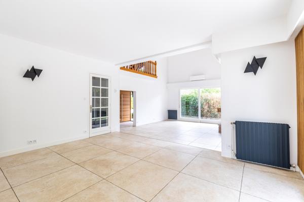 PESSAC – MAISON D’INSPIRATION LANDAISE – 10 PIÈCES – T2 INDÉPENDANT