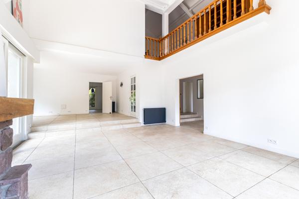 PESSAC – MAISON D’INSPIRATION LANDAISE – 10 PIÈCES – T2 INDÉPENDANT