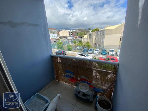 Appartement à louer 1 pièce 23.37m² Saint-Denis (97490)