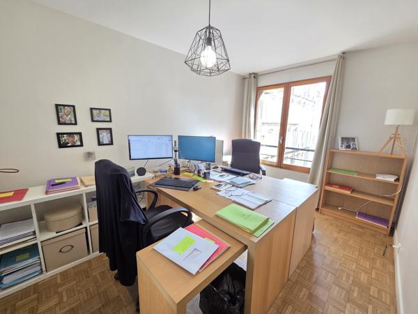 À VENDRE – T3 AVEC BALCON – MARSEILLE 6eme –Vauban